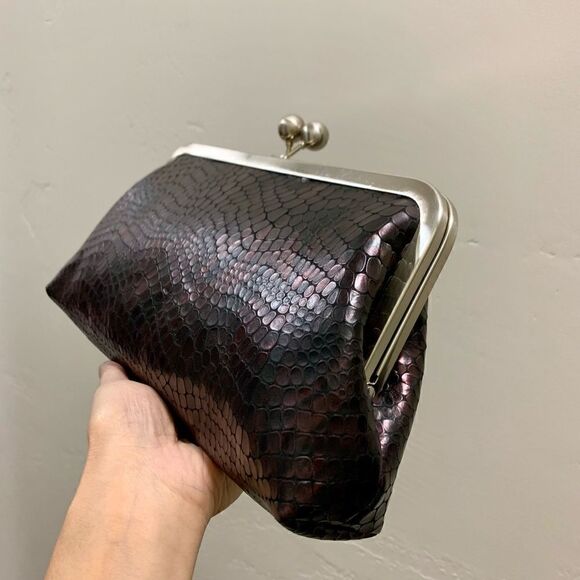 Genuine Embossed Leather Handmade Large Kisslock Clutch Bag Includes 2 Chains - Picture 13 of 15